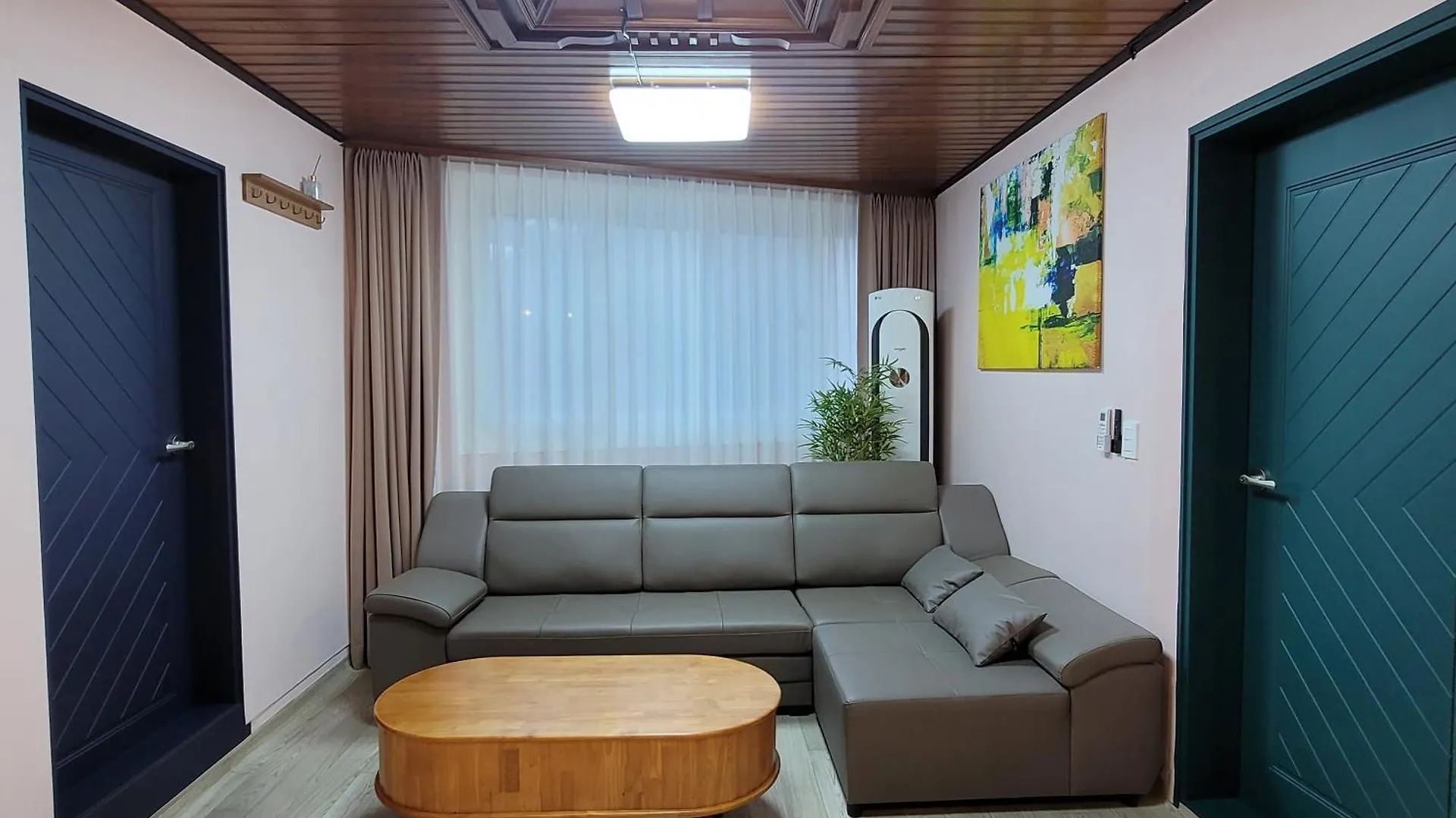 Seongsu Hot Place 3Room Seoul