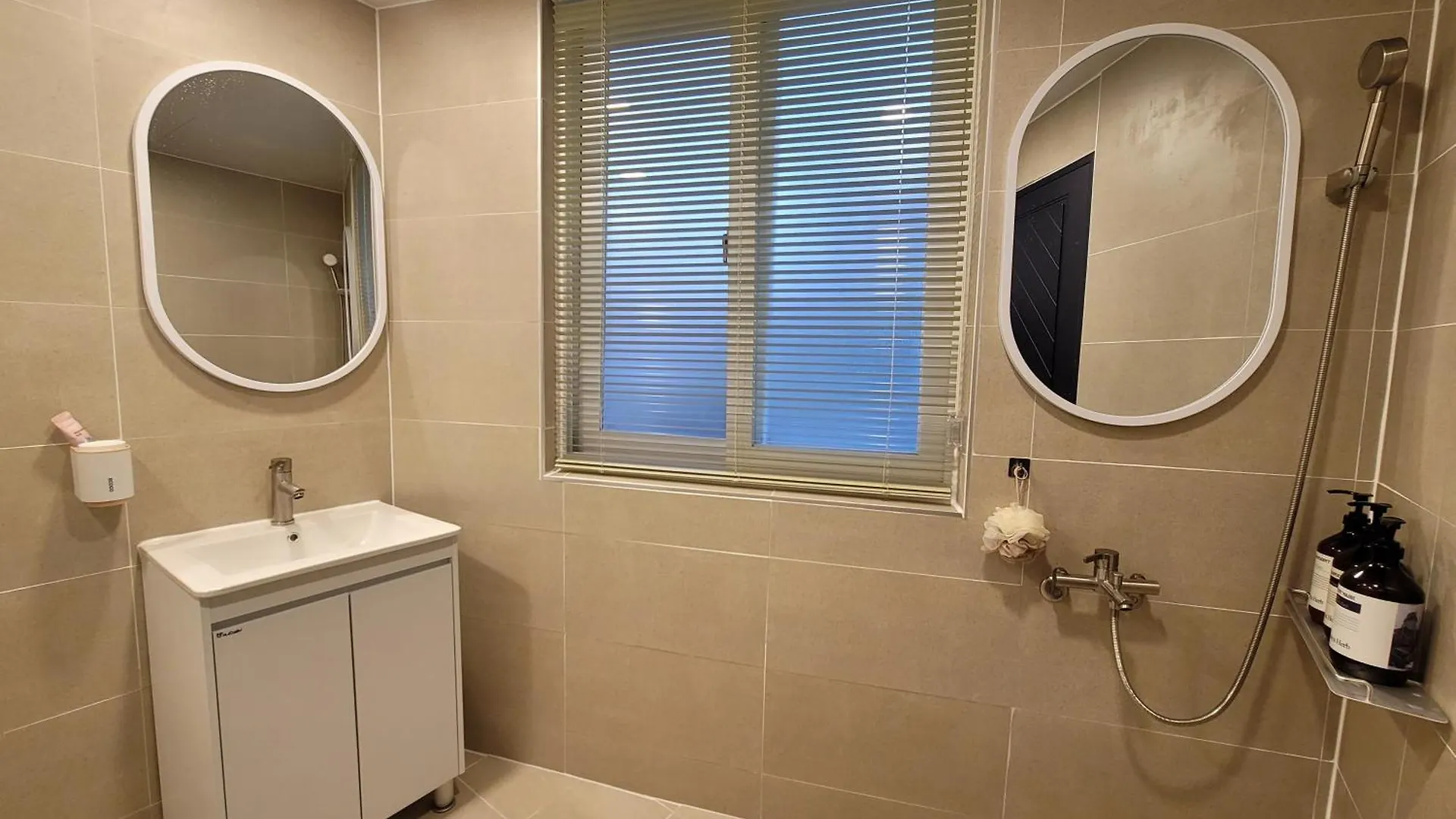 Aparthotel Seongsu Hot Place 3Room Seoul South Korea