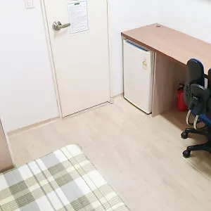Guest house Living Castle, Seoul