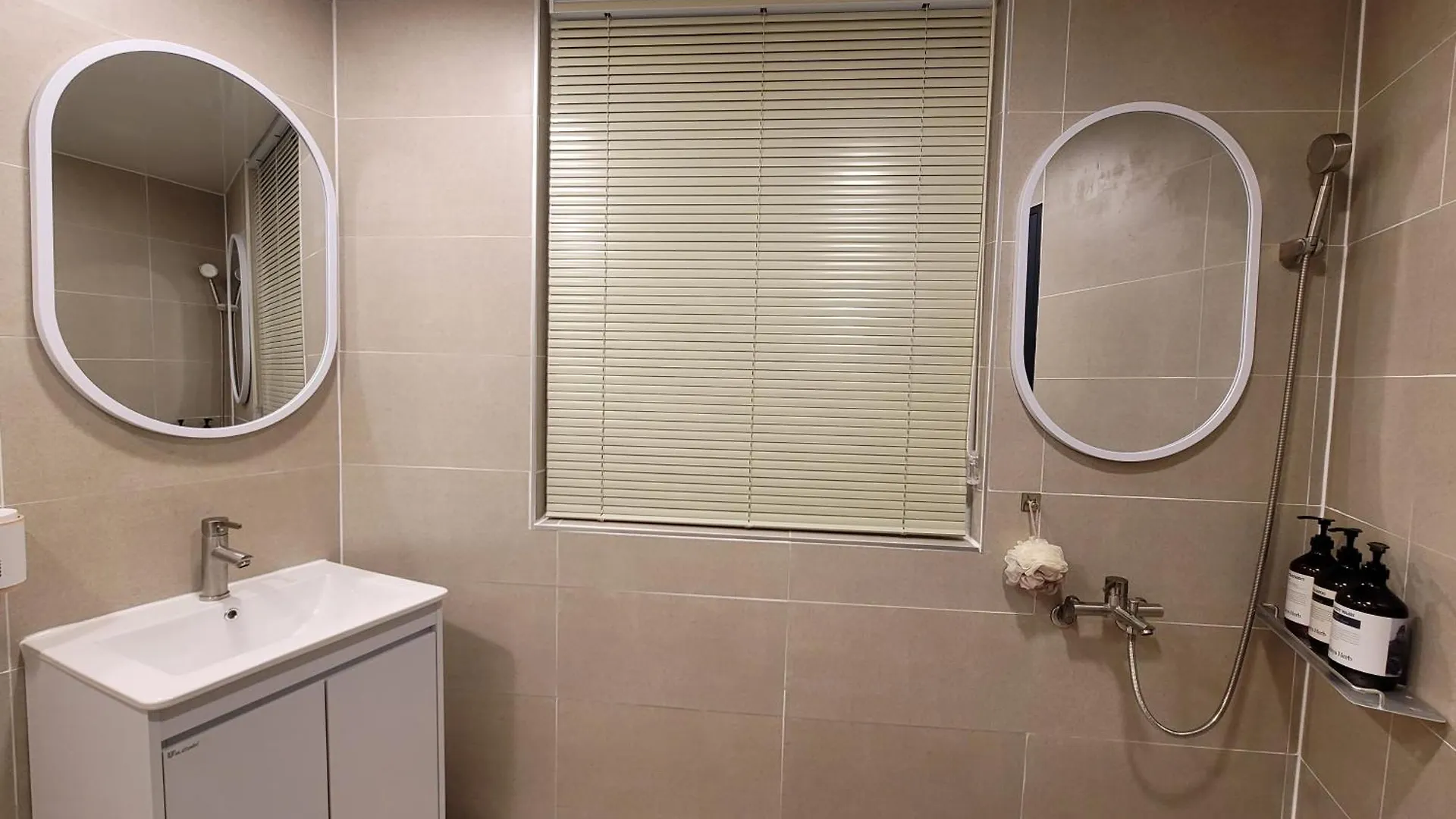 Aparthotel Seongsu Hot Place 3Room Seoul